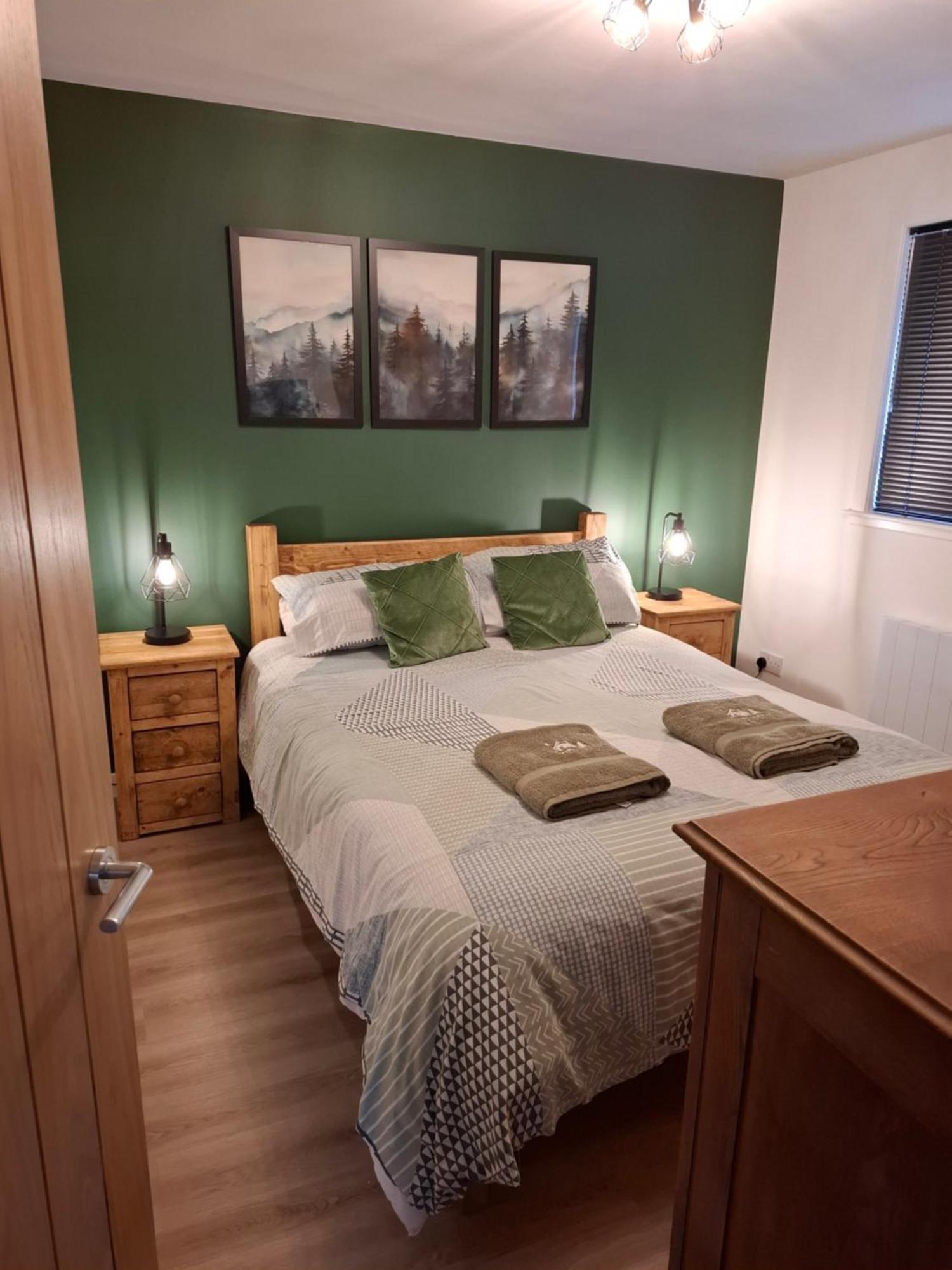 Cairnyard Lodges - Woodrow Beeswing Eksteriør bilde